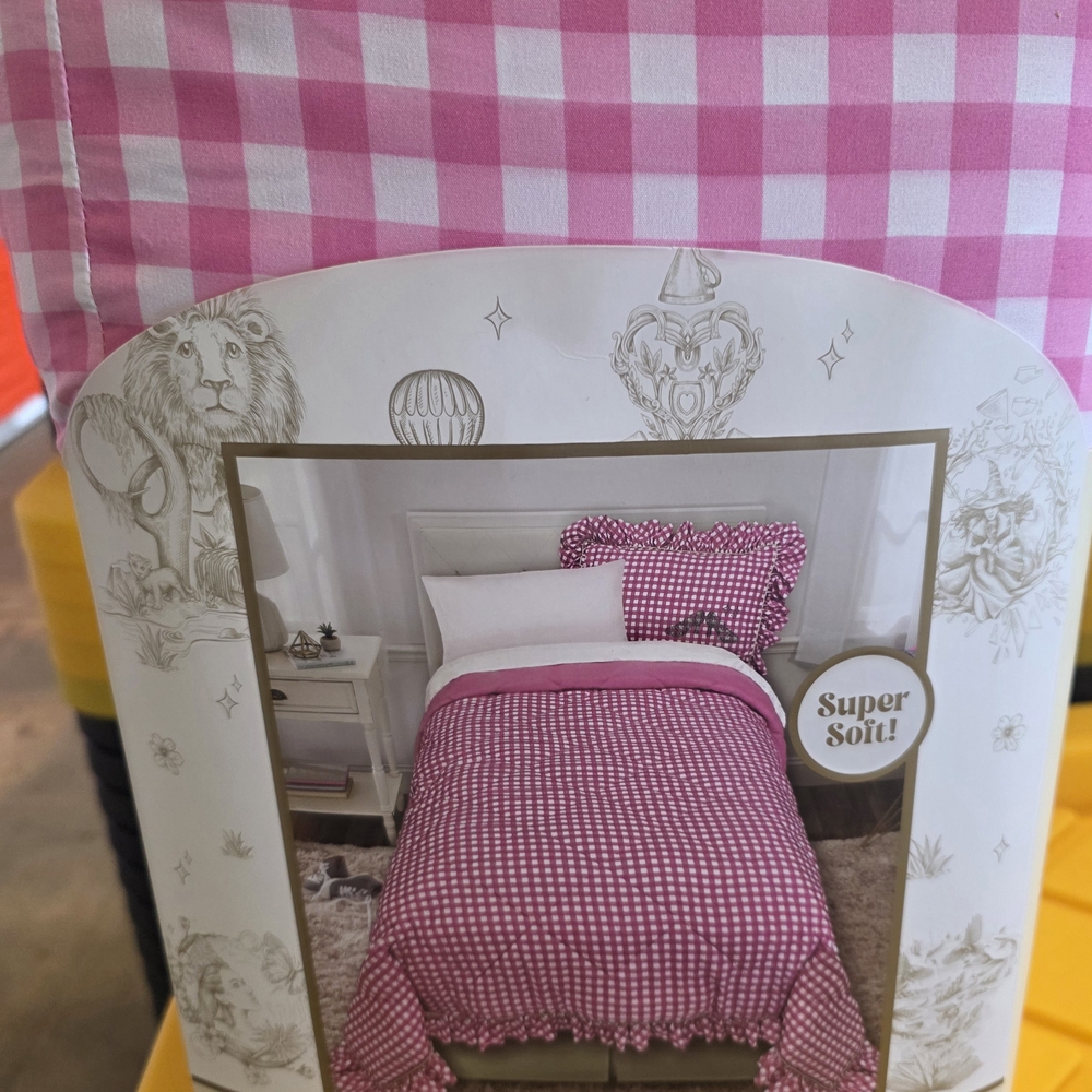 Wicked x Katie Kime twin comforter and sham set